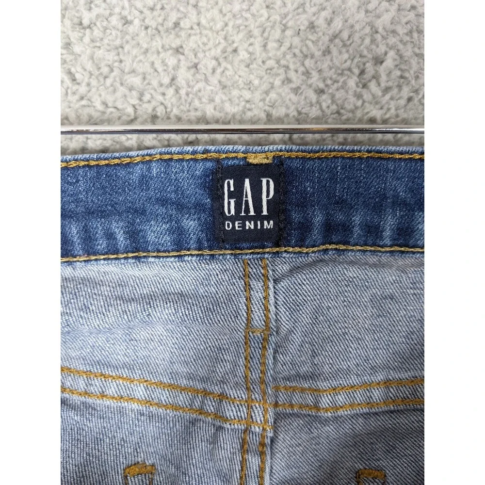 GAP Denim Short Womens 27 Blue Medium Wash Stretch Pockets Distressed Frayed Hem